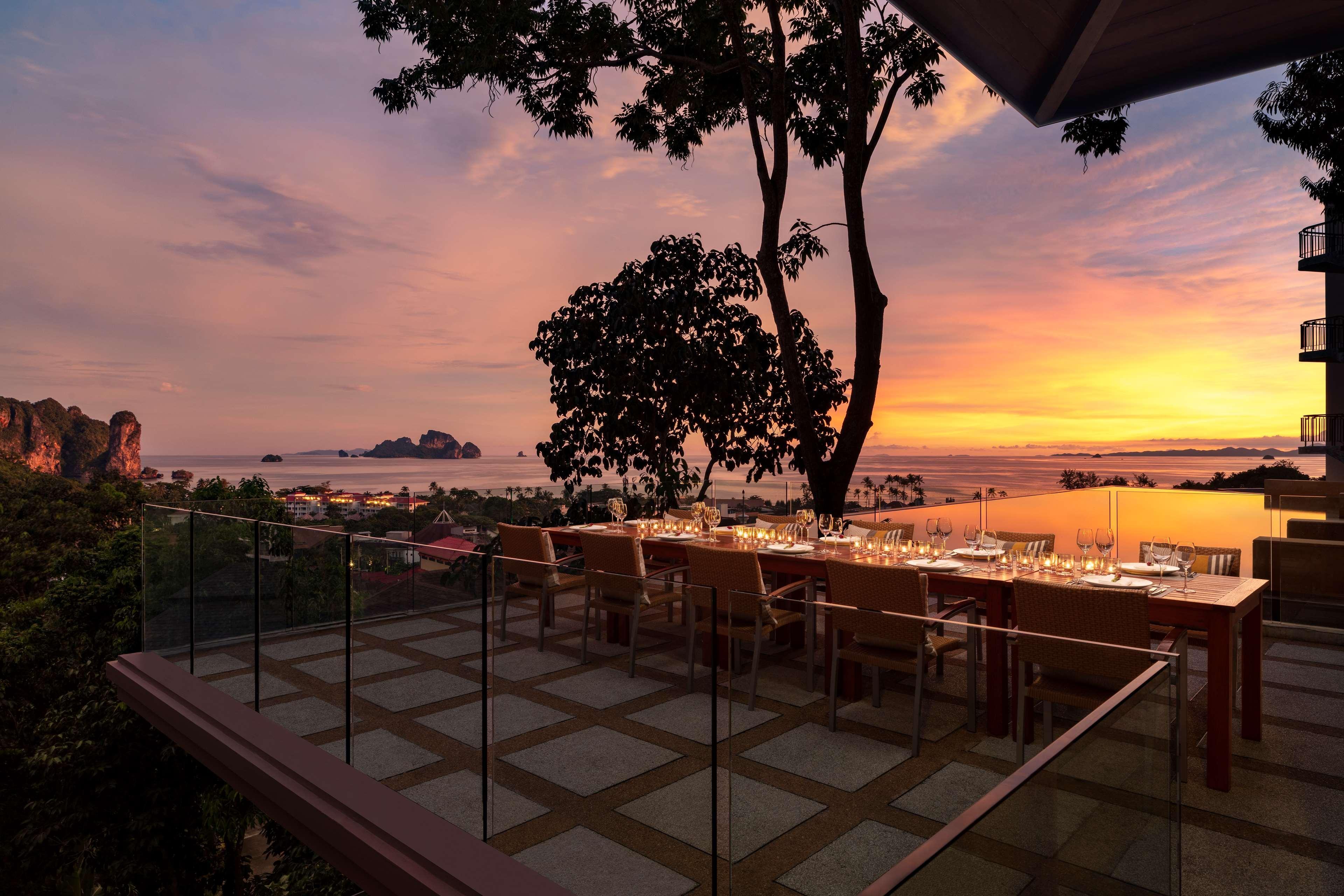 Avani Ao Nang Cliff Krabi Resort Exterior photo